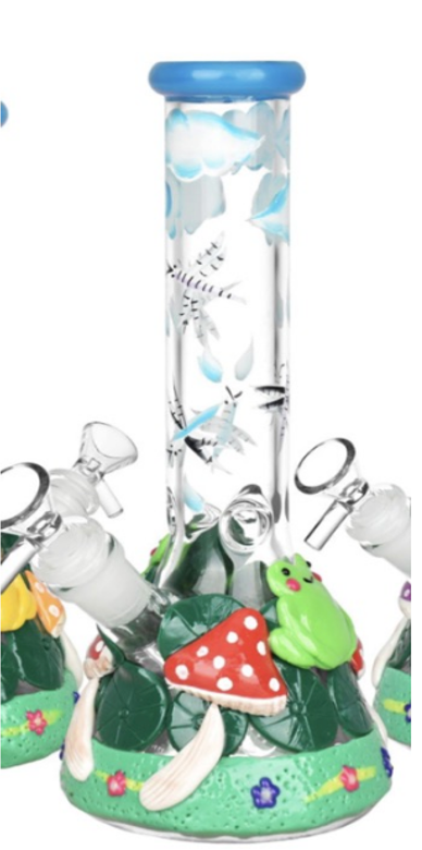 Amenita Ceramic Sculpted Beaker Bong