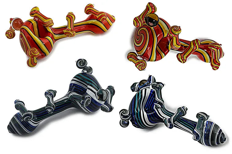 Built-in Miniature Pipes on Wig Wag Pipe